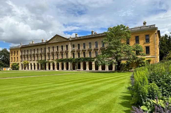 Magdalen College