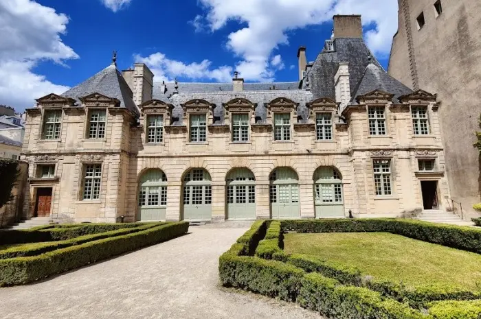 Place des Vosges