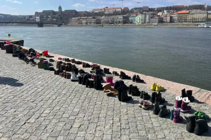Shoes on the Danube Bank - A Heartrending Tribute to History