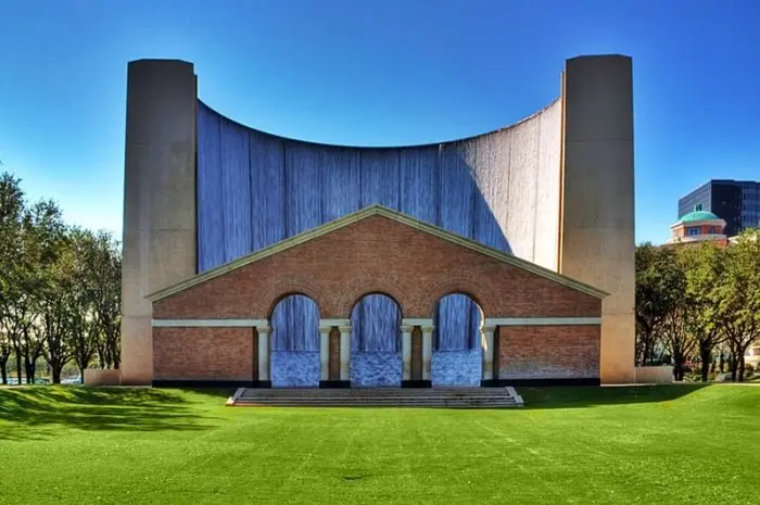 Gerald D. Hines Waterwall Park