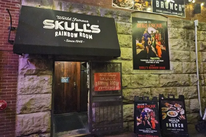 Skull's Rainbow Room