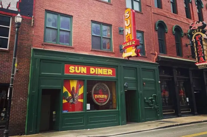 Sun Diner