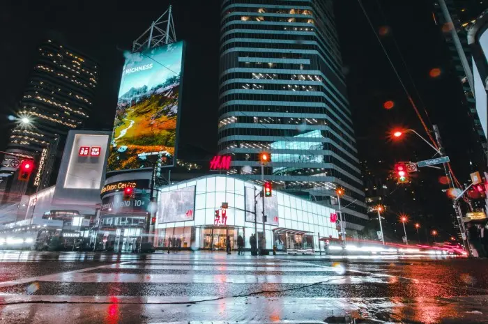 Yonge-Dundas Square
