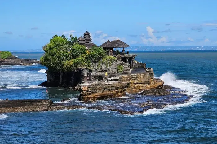 Tanah Lot Temple